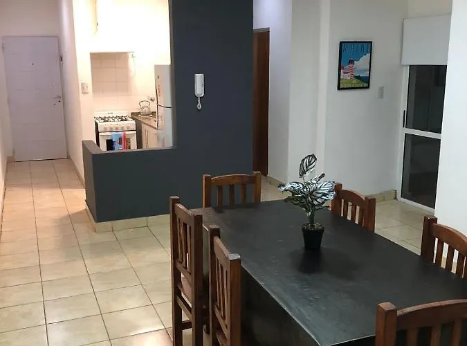 Dptos 3 De Febrero