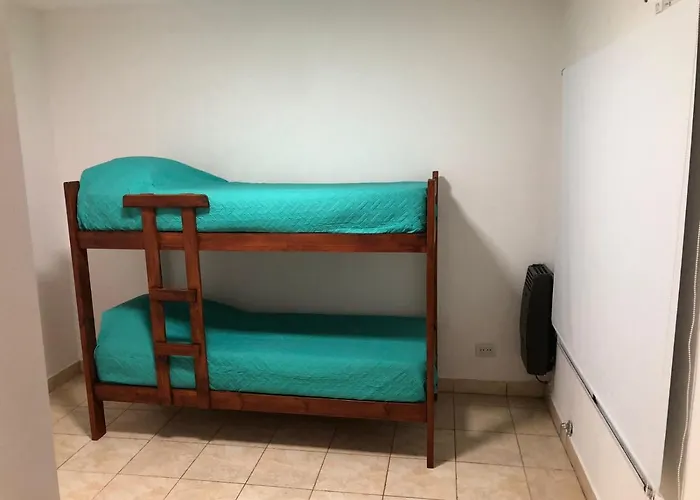 Dptos 3 De Febrero